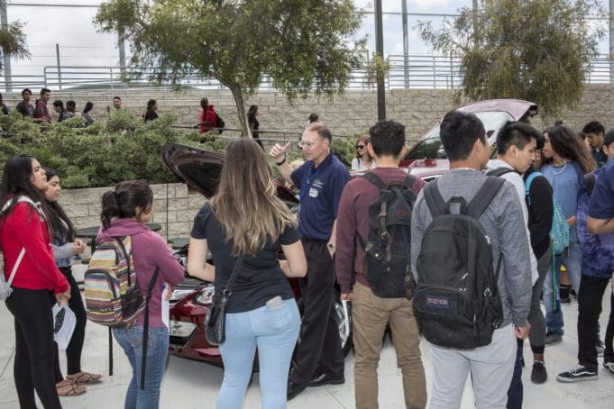 26932667144_c71a176e18_k