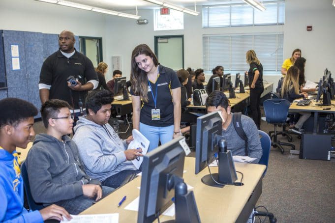 27443246382_0e01ff5a4c_k