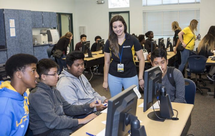 27507610496_d0e7277a16_k